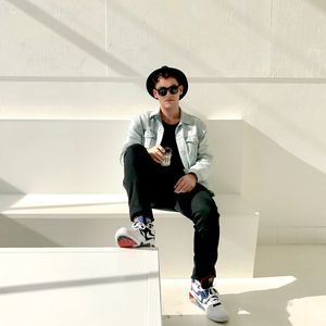 Meet your Posher, Jonathan